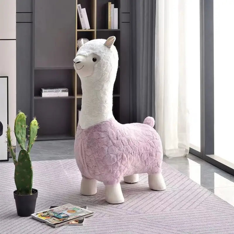 FULLOVE Cartoon Alpaca Stool Children's Casual Shoes Changing Stool Children's Household Living Room Decoration Doll Stool