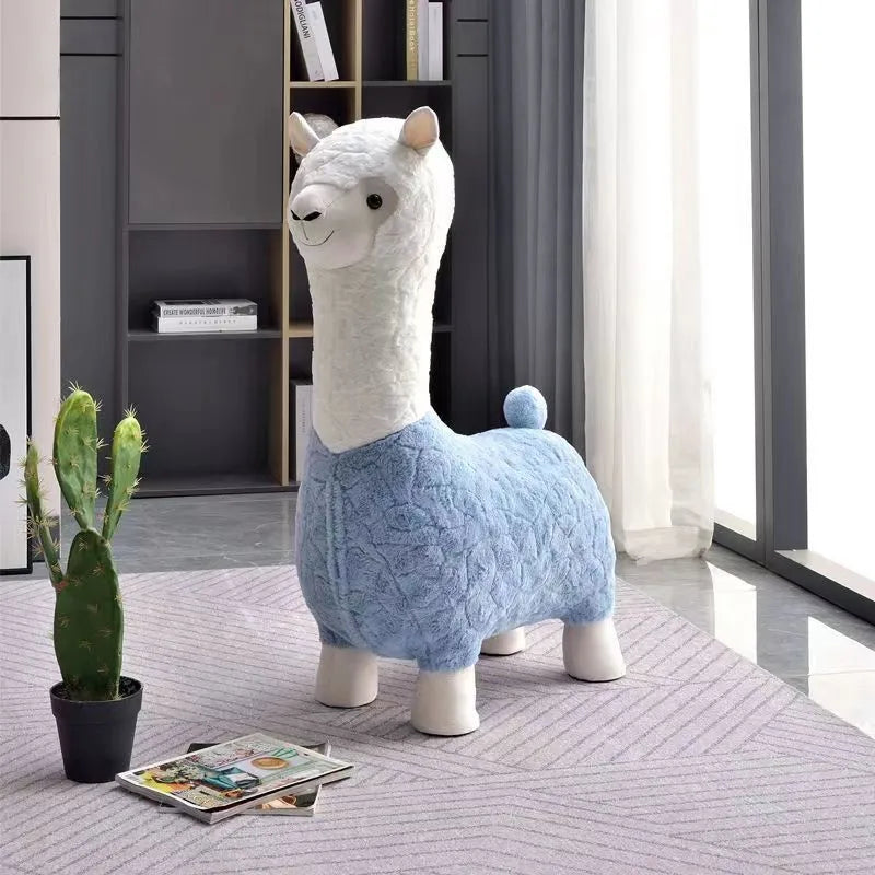 FULLOVE Cartoon Alpaca Stool Children's Casual Shoes Changing Stool Children's Household Living Room Decoration Doll Stool