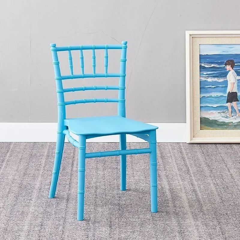 5 Pieces Lightweight Children's Furniture Plastic Chiavari Chairs Suitable for Living Rooms Restaurants Schools Parties Camping