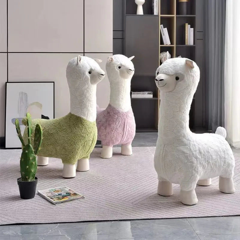 FULLOVE Cartoon Alpaca Stool Children's Casual Shoes Changing Stool Children's Household Living Room Decoration Doll Stool