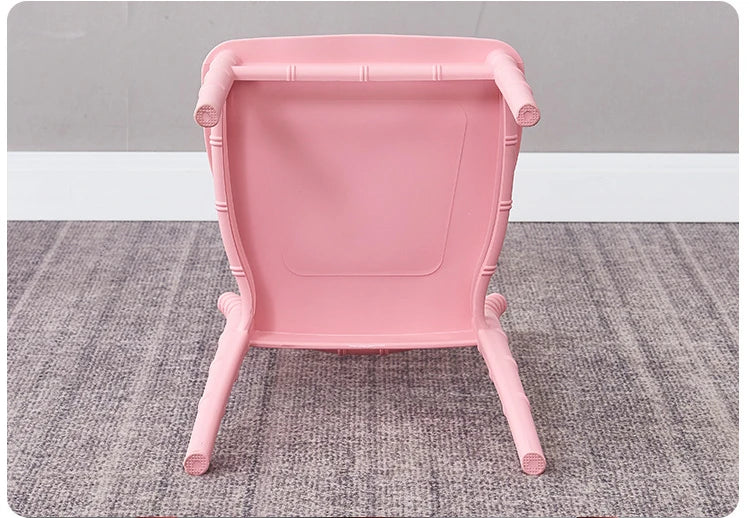 5 Pieces Lightweight Children's Furniture Plastic Chiavari Chairs Suitable for Living Rooms Restaurants Schools Parties Camping